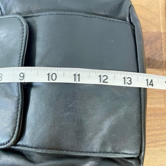 Vtg Smooth Leather Silver Accents Backpack Slingback Travel Minimalist Organizer - Picture 16 of 16